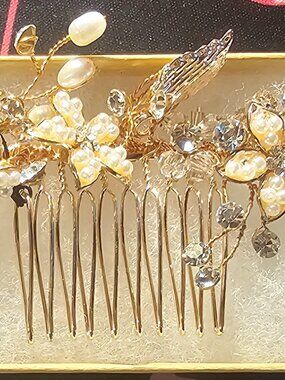 Mariell Rose Gold Crystal and Pearl Vine Hair Comb 5"W 3.25"H